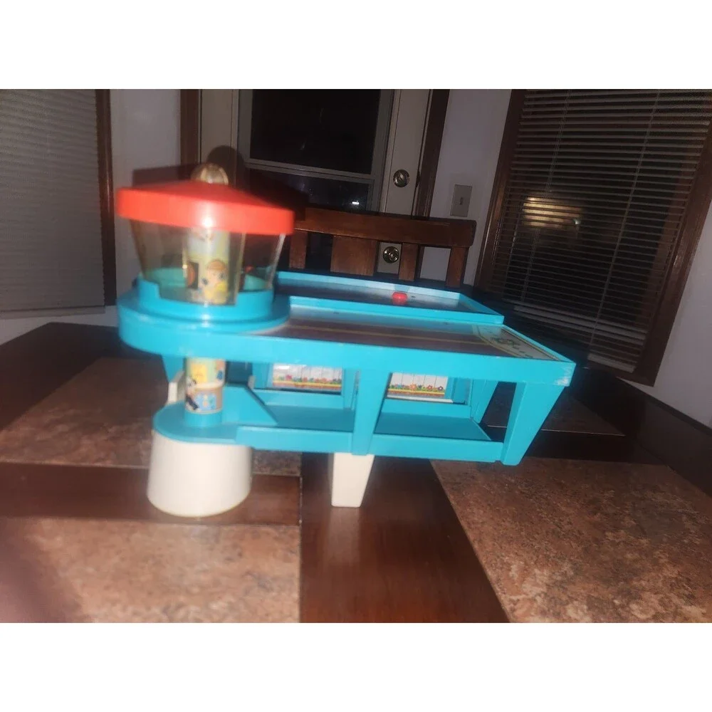 Vintage Fisher-Price Play Family Airport #996 – Main Structure Only​